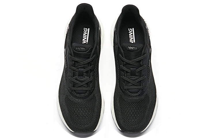 (WMNS) ANTA Running Series Sneakers 'Black White' 12835588-1
