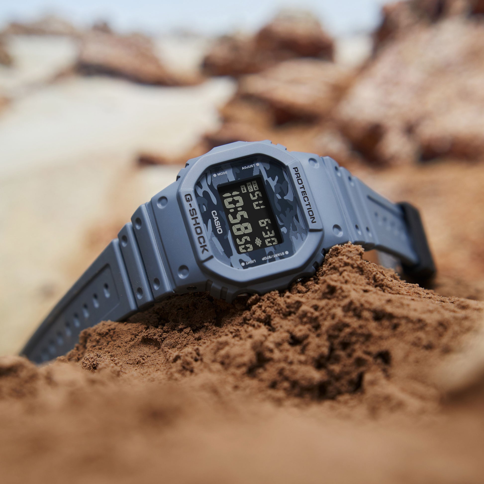 CASIO G-Shock Square 'Blue' DW-5600CA-2PR