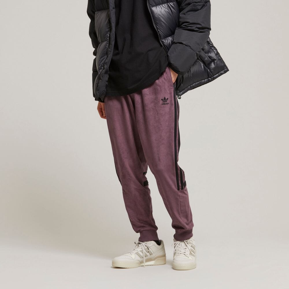 adidas Adicolor Classics Plush Track Pants HL9448