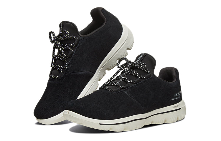 (WMNS) Skechers Go Walk Low-Top Black/White 15728-BLK