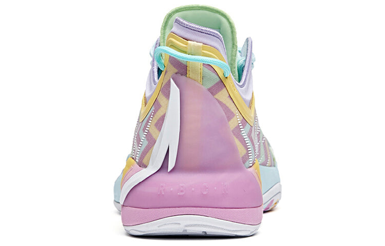 ANTA Gordon Hayward 1 'Easter' 112021103-1