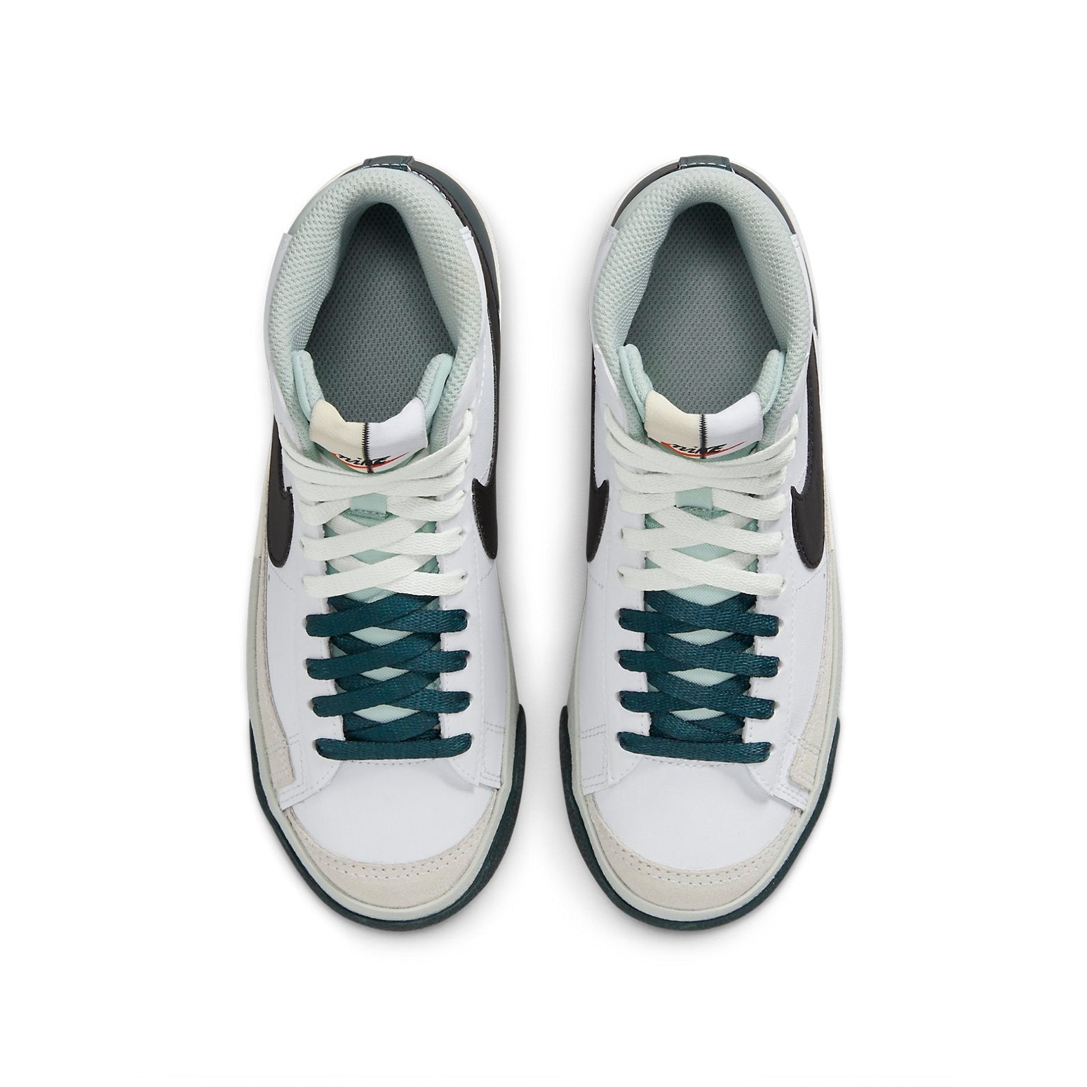 (GS) Nike Blazer Mid '77 Remix 'Split White Spruce' FN6937-101