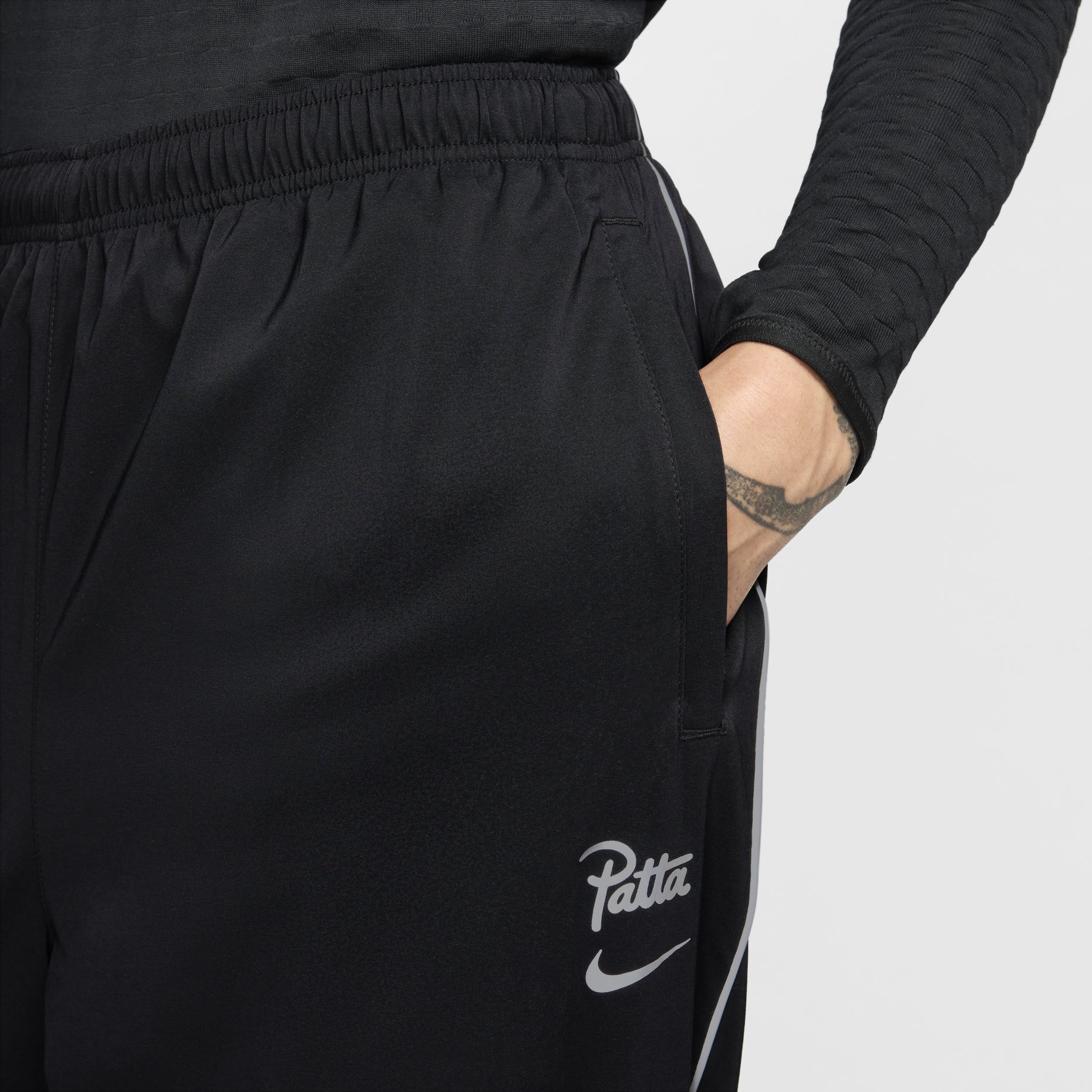 Nike x Patta Track Pants (Asia Sizing) 'Black' FJ3099-010