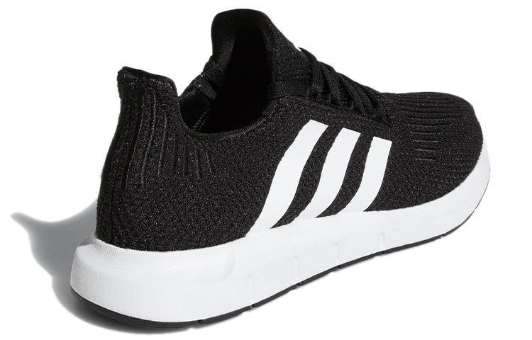 (WMNS) adidas Swift Run 'Core Black' F35675