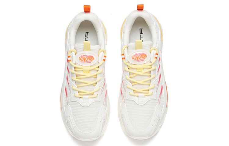 (WMNS) ANTA Millennium Glacier 'White Orange' 122028899-3