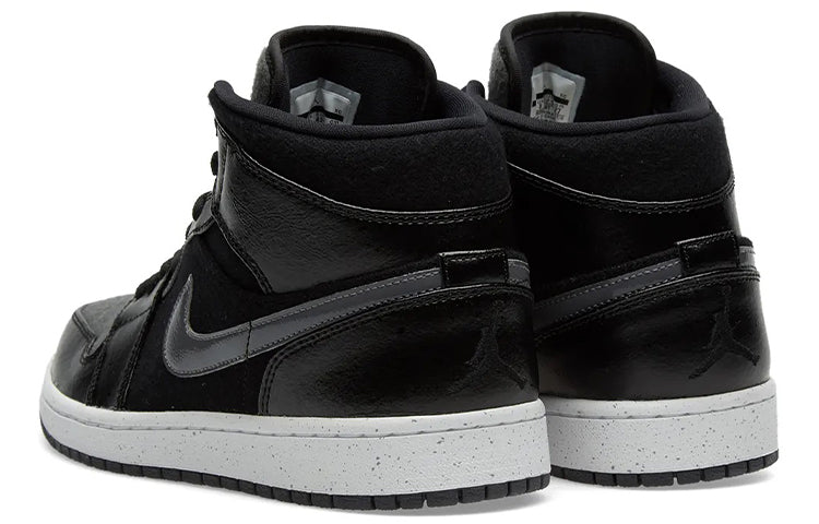 Air Jordan 1 Retro Mid SE 'Winterized' 852542-001