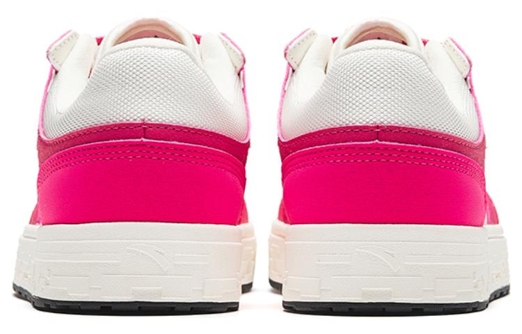 (WMNS) ANTA Street Naughty Low 'Dragon Fruit' 922338053-1