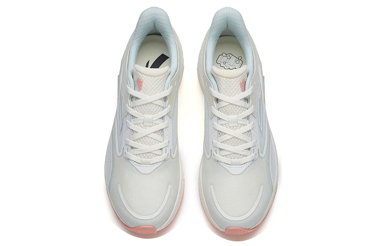 (WMNS) ANTA Running Series Sneakers 'White Blue Red' 122235556-3