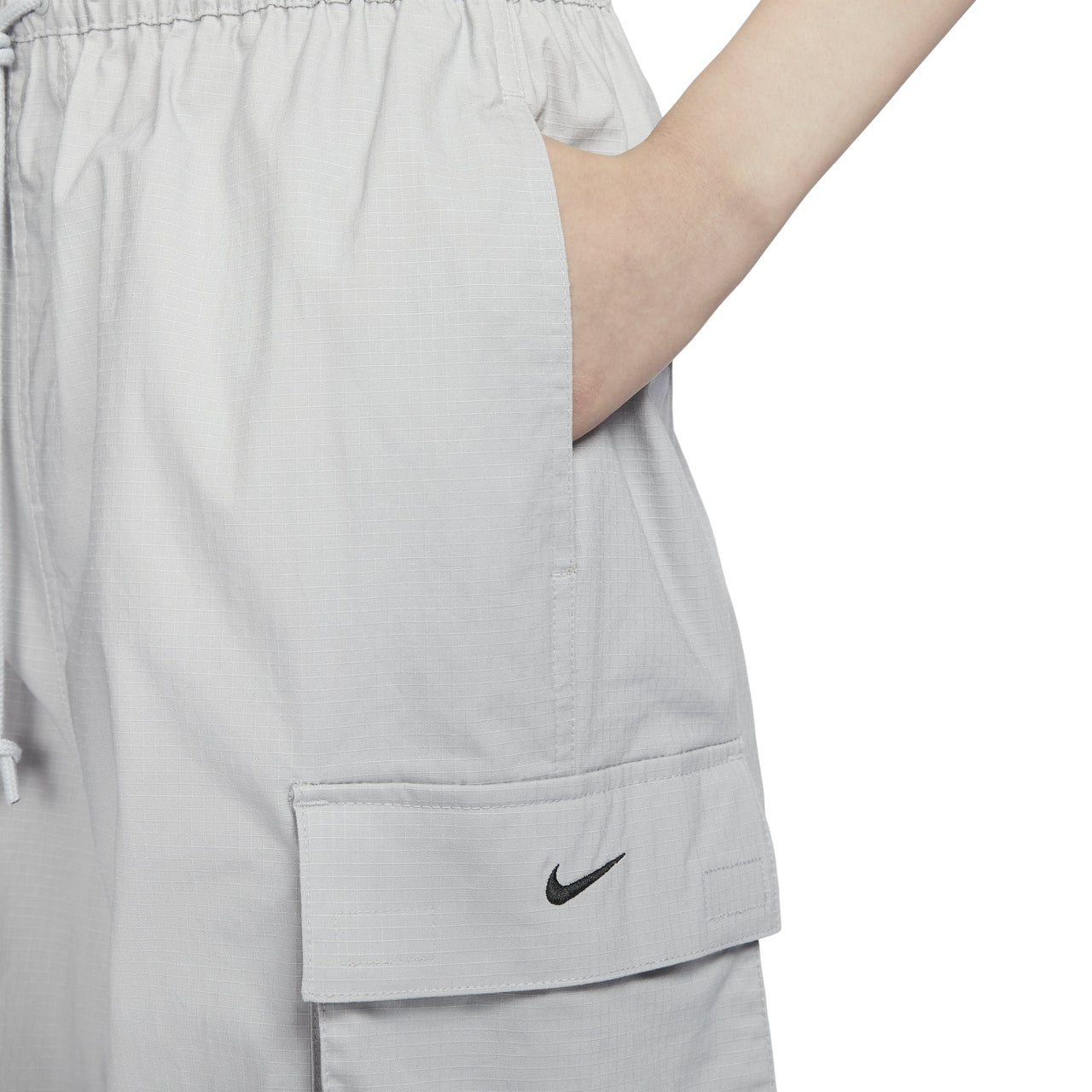 (WMNS) Nike Sportswear Mid-Rise Oversized Cargo Pants Asia Sizing 'Light Smoke Grey' FV7521-077