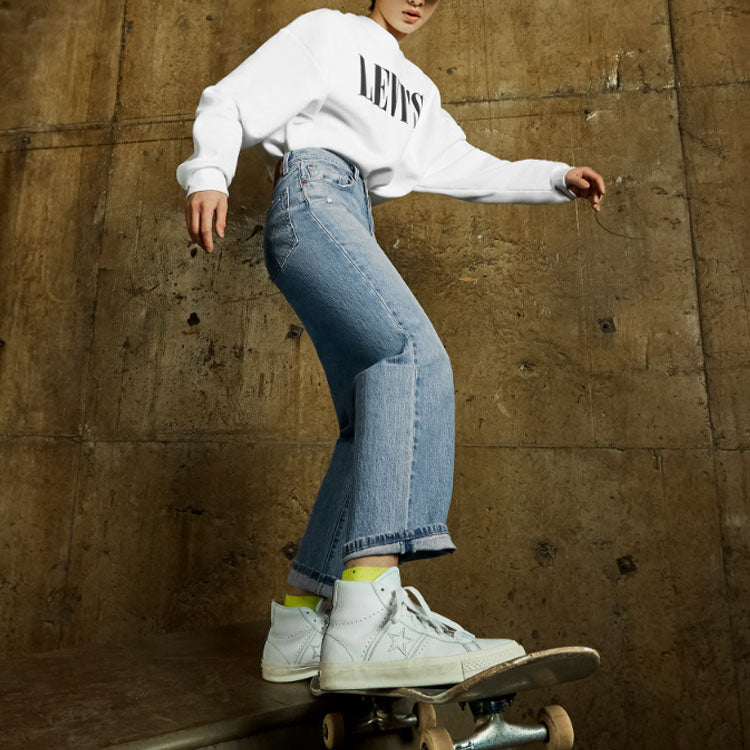 (WMNS) Levi's Short Casual Fleece Lined T-Shirt 'White' 85283-0000