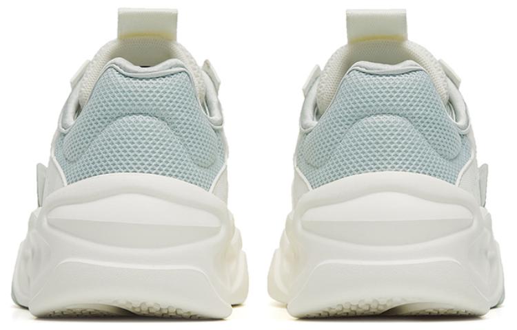 (WMNS) ANTA Low-Top 'White Blue Pink' 122248085-1