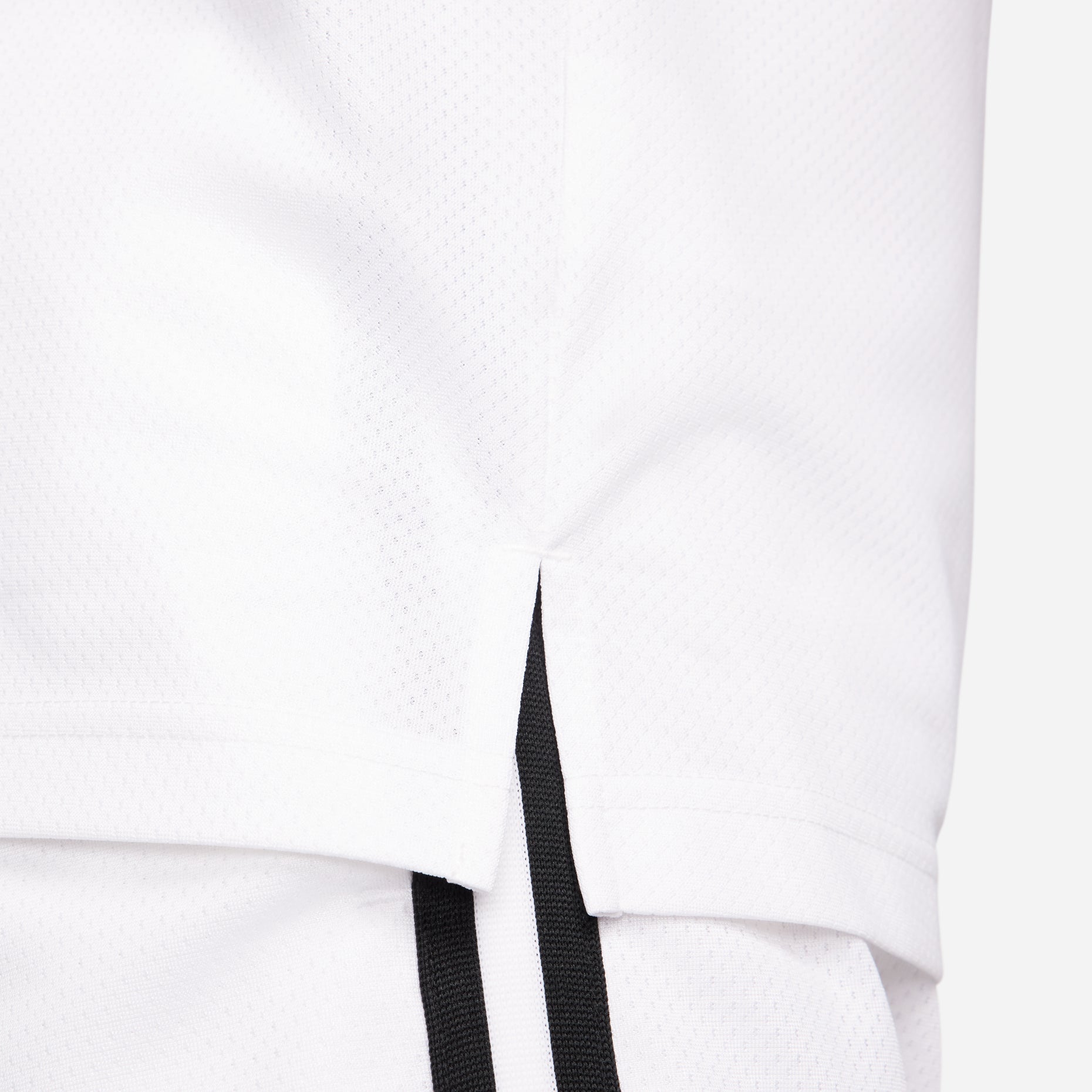 Nike DNA Basketball Jersey Asia Sizing 'White Black' FQ3708-100