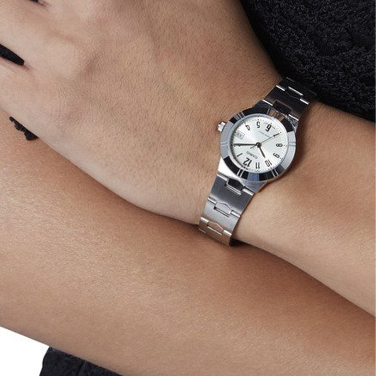 CASIO Quartz Waterproof White Analog LTP-1241D-7A2