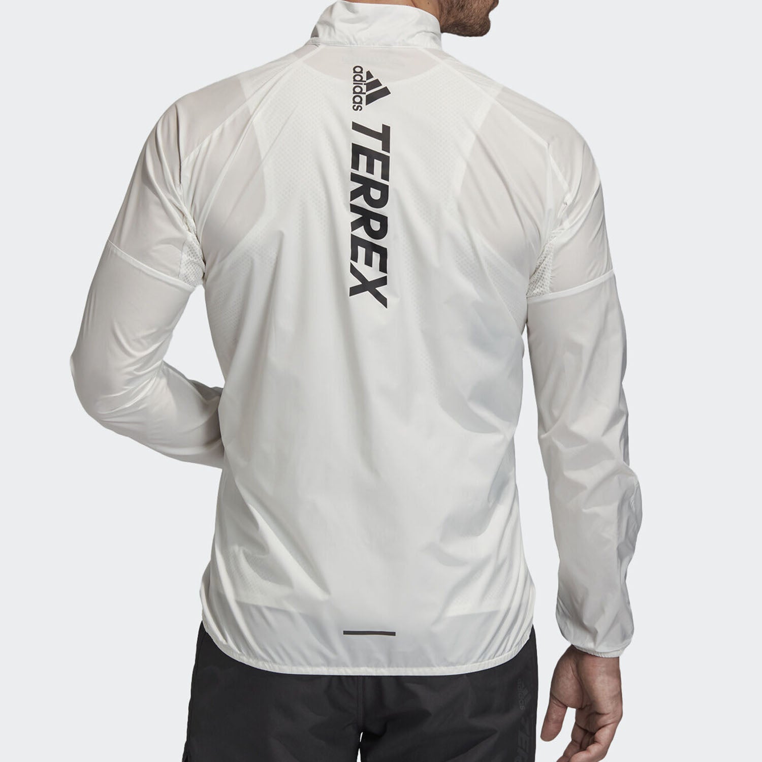Men's adidas Terrex Outdoor Sports Thin And Light Breathable Logo Jacket Creamy White FJ9461