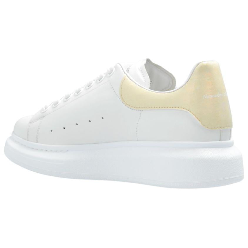 (WMNS) Alexander McQueen Oversized Sneakers 'Baby Yellow White' 718233WIEEL8762