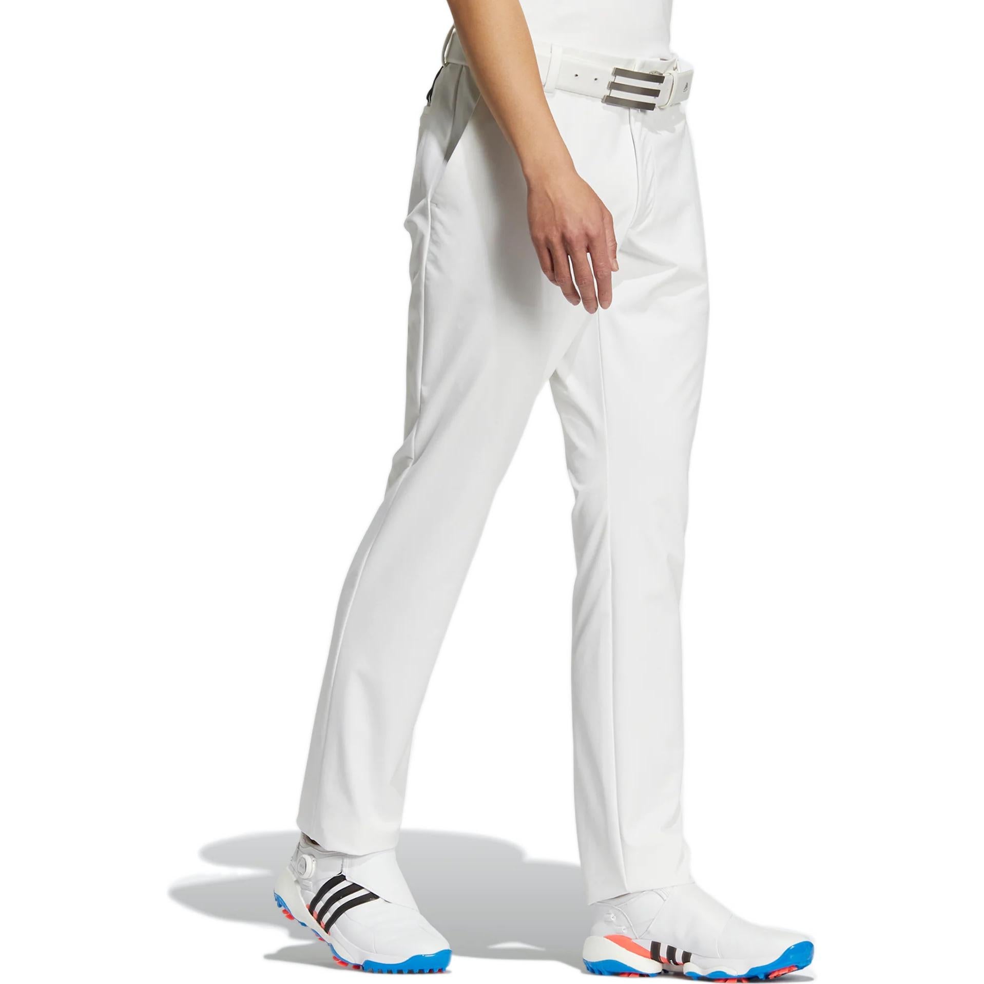 adidas Logo HG1748