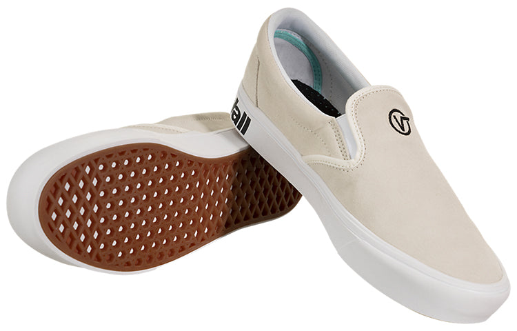 Vans Unisex ComfyCush Slip-On Sneakers White VN0A3WMDVX7
