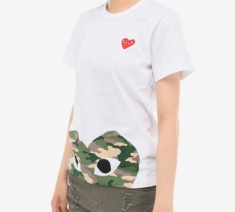 (WMNS) COMME des GARCONS PLAY Camouflage Heart Tee 'White' AZ-T243-051-1