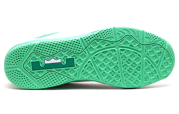 Nike Max LeBron 11 Low 'Easter' 642849-100