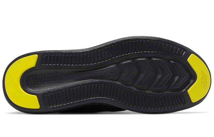 New Balance Coast v4 'Triple Black' MCSTLRP4