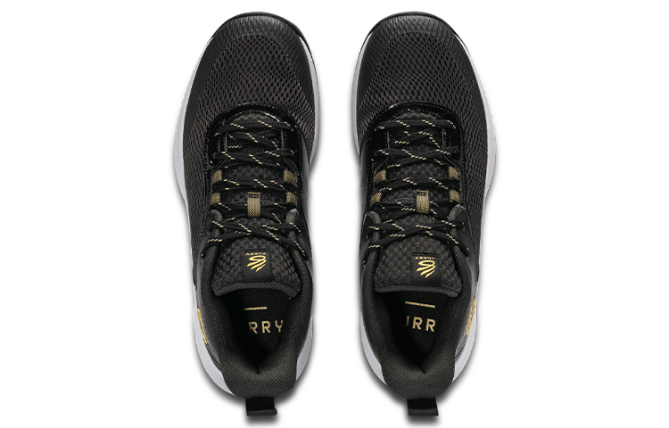 Under Armour Curry 3Z6 3025090-102