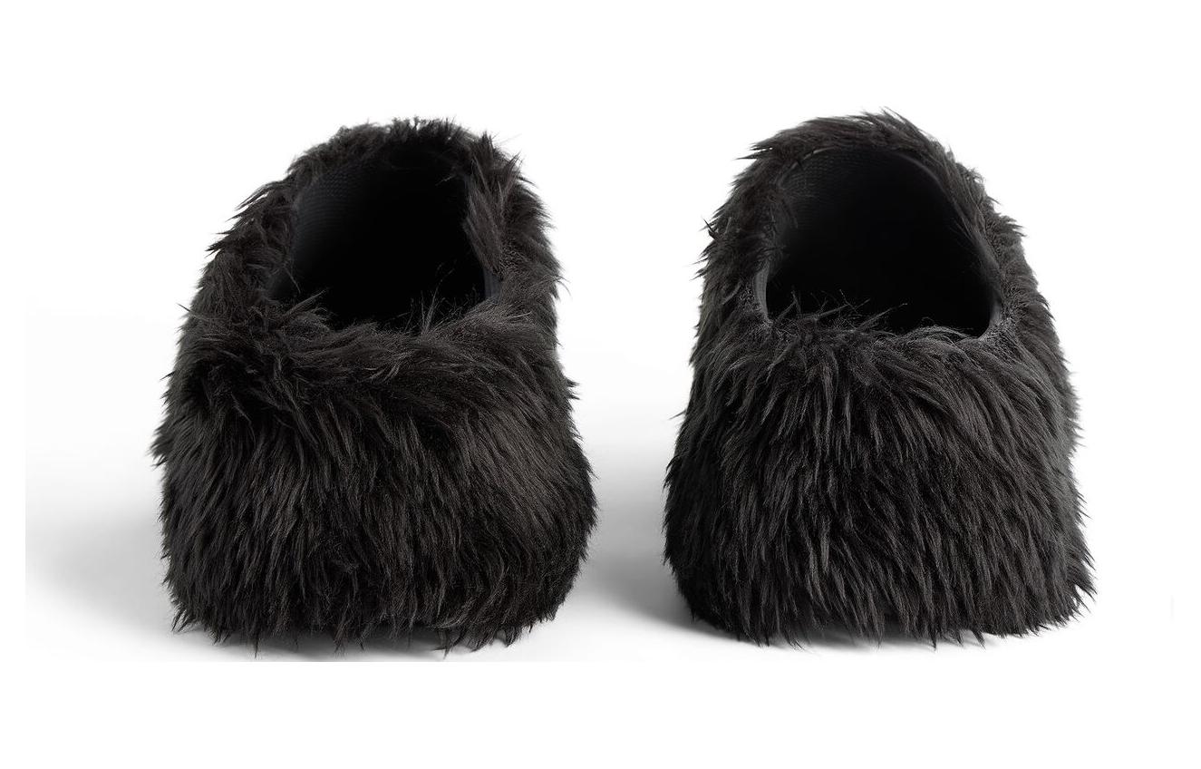 (WMNS) Balenciaga Crocs Mules 'Black Fake Fur on Rubber' 720762W0FOU1000