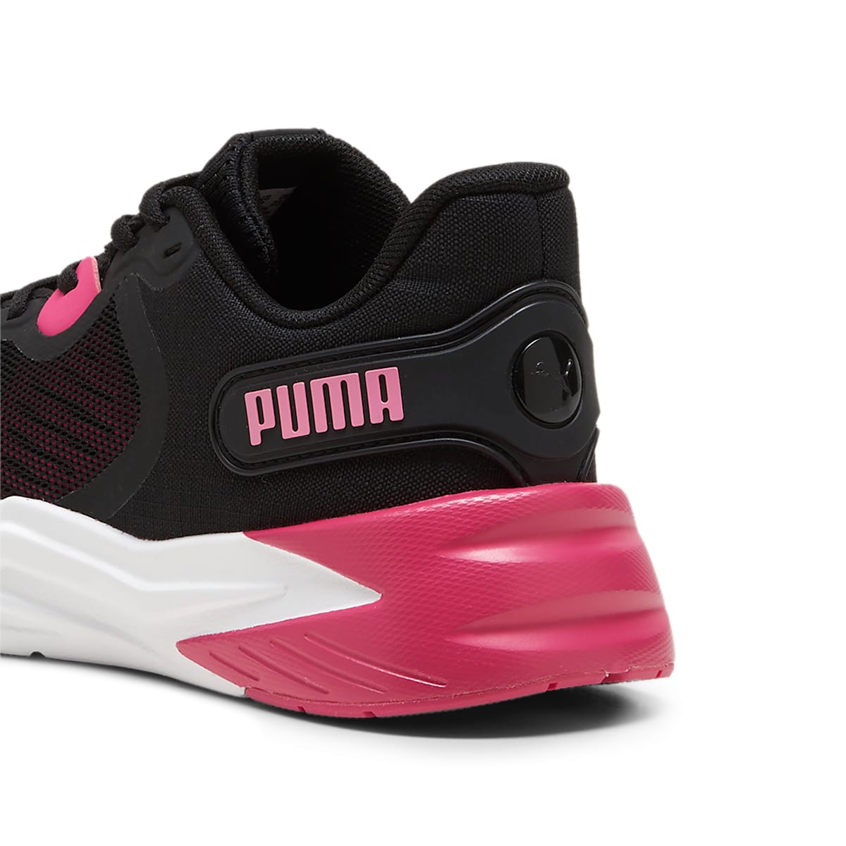 (WMNS) PUMA Disperse XT 3 'Black Fast Pink' 378813-13