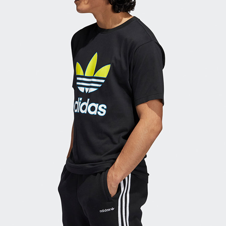 adidas originals Men s Road to Tokyo Trefoil Crew Neck Black GL5138