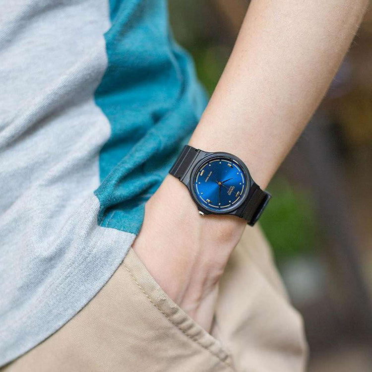 CASIO Blue DialBlack Strap Unisex Blue DialBlack Strap BlueBlack Analog MQ-76-2AL