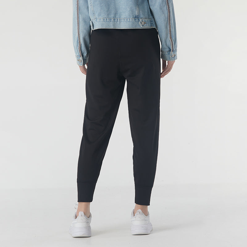 (WMNS) PUMA TRAIN STRETCH Knit Pants 'Black' 519506-01