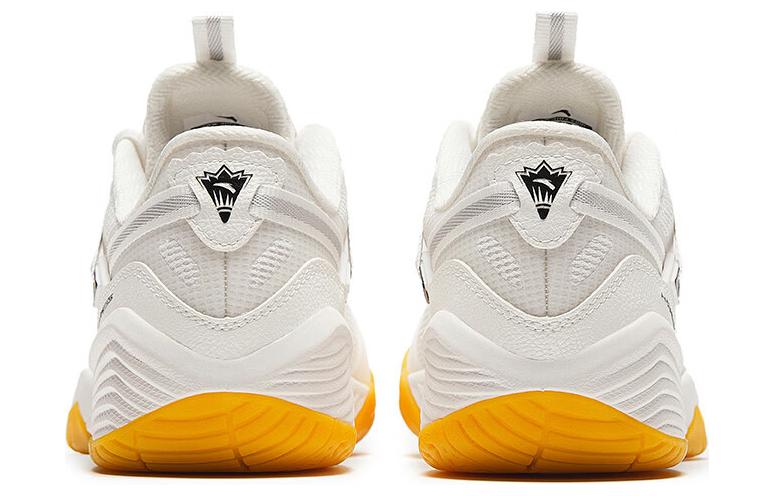 (WMNS) ANTA Casual Shoes 'White Silver Orange' 922424401-1