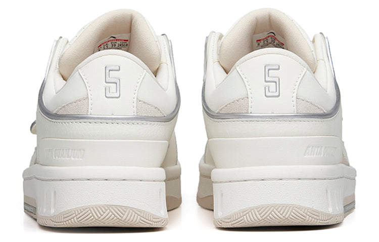 (WMNS) ANTA Skateboarding Series Sneakers 'White Silver' 122238015A-3