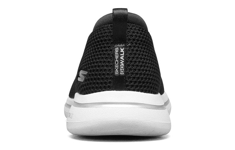 (WMNS) Skechers Go Walk 5 Loafers 'Black' 124147-BKW