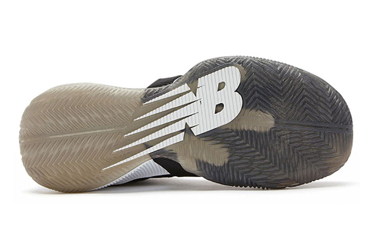 New Balance GRADE BOYS BASKETBALL GBOMNLBK