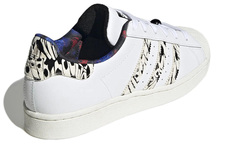 (WMNS) adidas Superstar 'Butterfly' GY6852