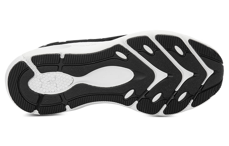 (WMNS) Under Armour HOVR Revenant 'Black White' 3024372-003