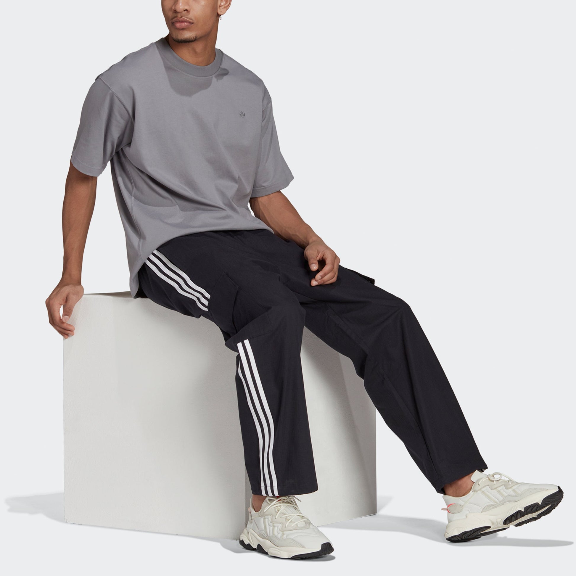 Men's adidas originals 3-stripes Cargo Contrasting Colors Sports Pants/Trousers/Joggers Autumn Black H09117