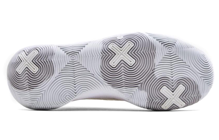 Under Armour Unisex Spawn 3 Gray/White 3023738-102