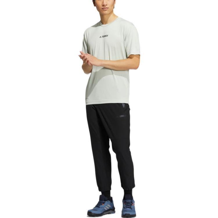 adidas Logo HN2047
