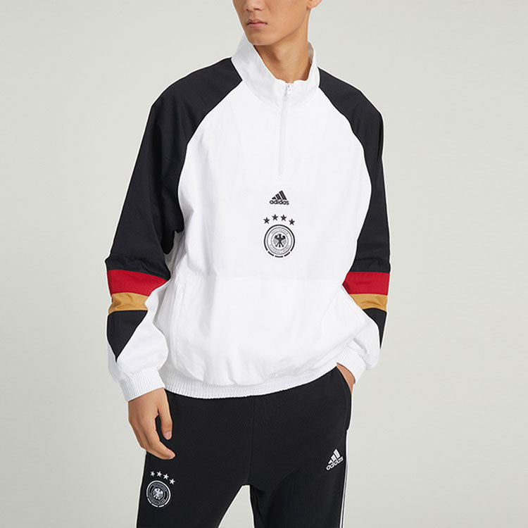 adidas Logo HF4072