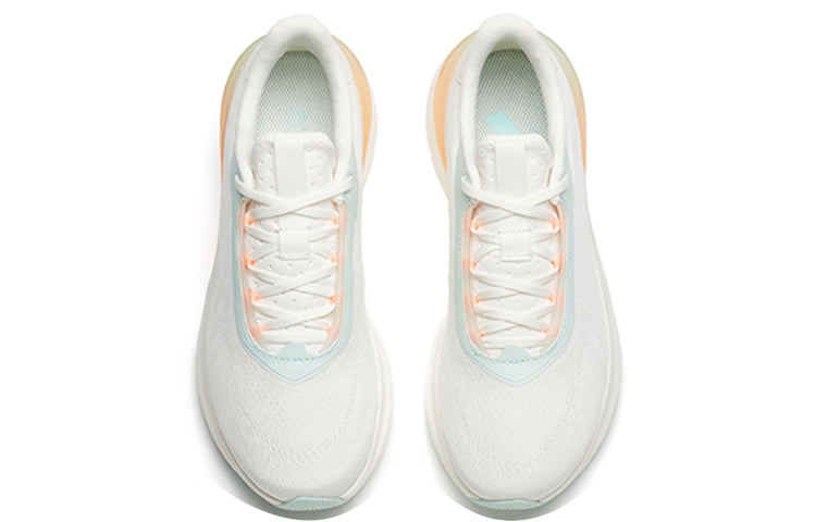 (WMNS) ANTA Running Series Sneakers 'White Blue Melon' 122215556-5