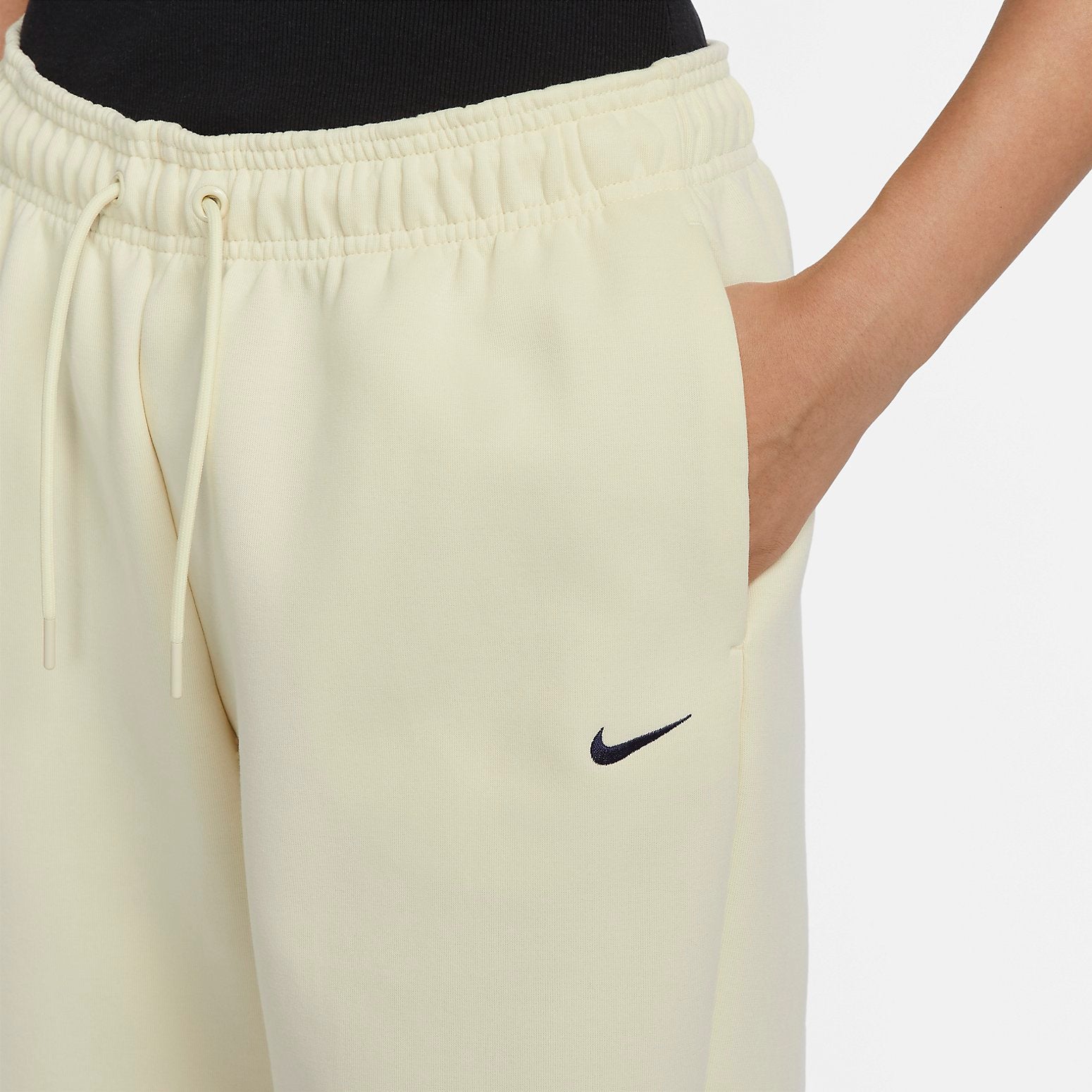 (WMNS) Nike AS W NSW FLC JGGR GCEL 'Beige' FV8446-113