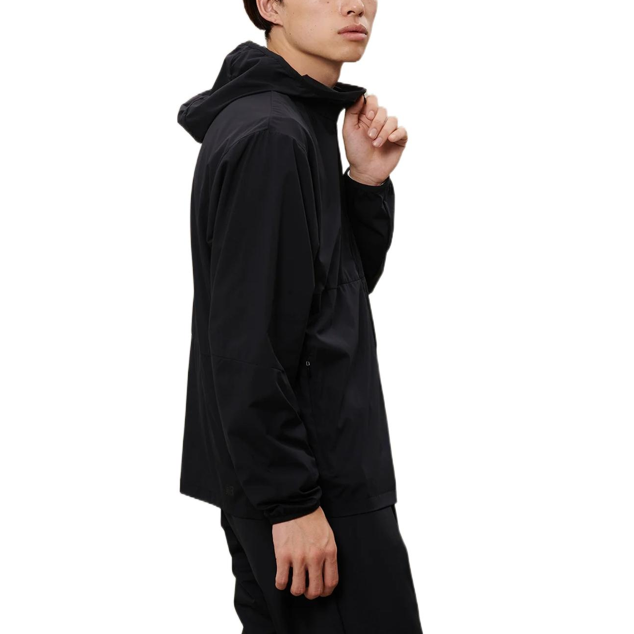 New Balance MET24 Packable Light Jacket Asia Sizing 'Black' AMJ25004-BK