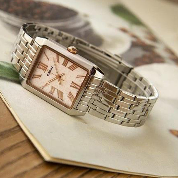Men's CASIO Waterproof Quartz Dial 30mm Stainless Steel Strap Watch Mens Silver Analog MTP-TW101D-7AVDF