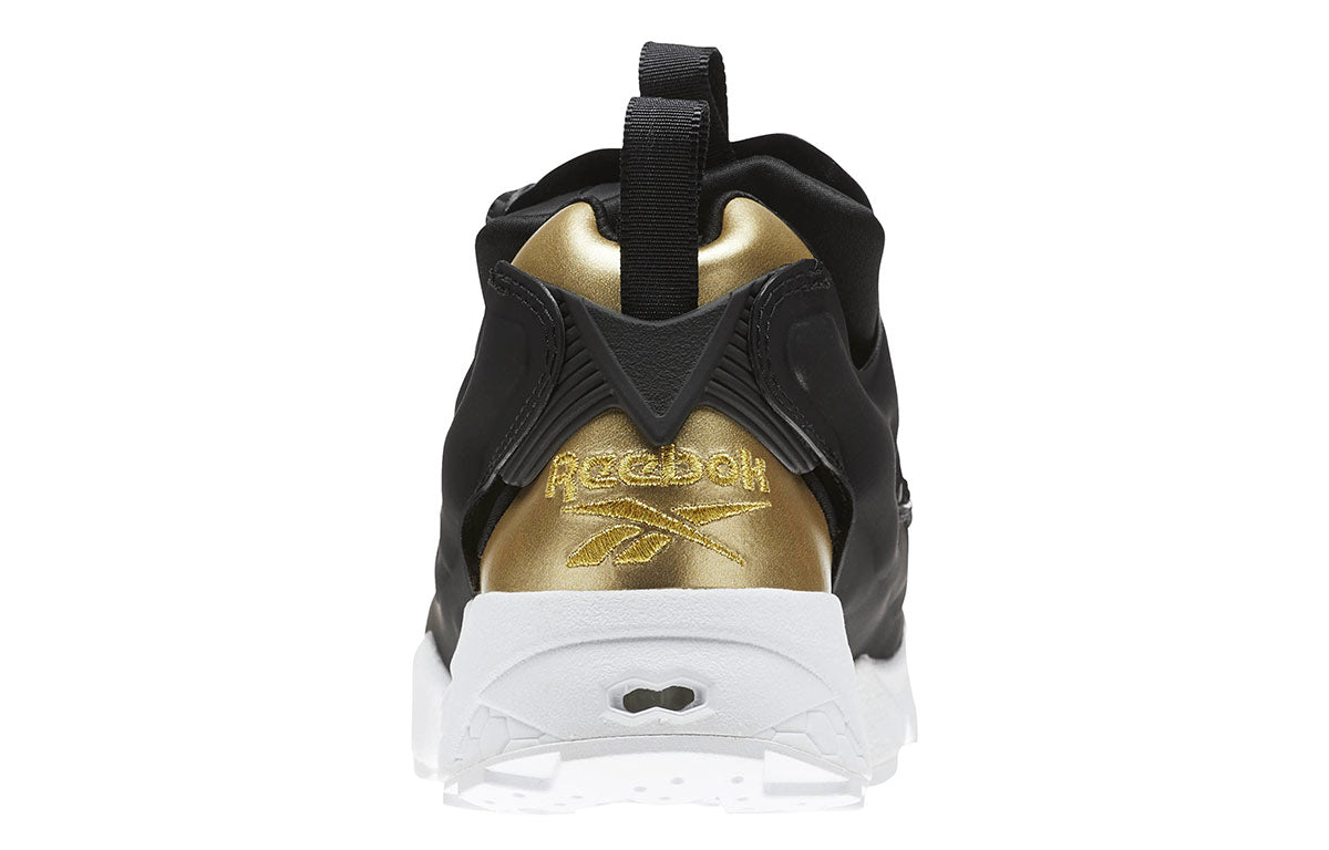 (WMNS) Reebok Instapump Fury Cutouts Running Shoes Black CM9816