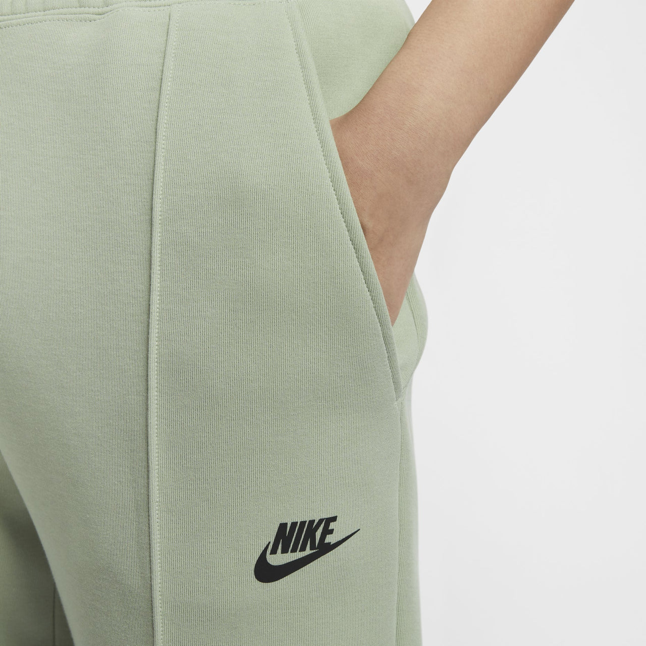 (WMNS) Nike Sportswear Tech Sweatpants Asia Sizing 'Jade Horizon' FB8331-370