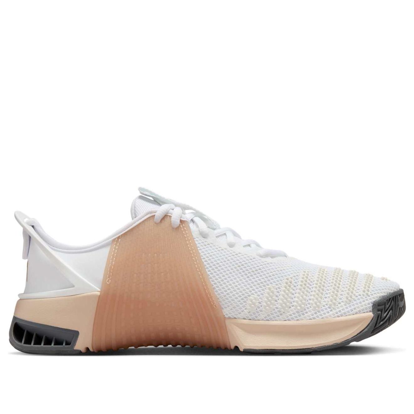 (WMNS) Nike Metcon 9 EasyOn 'White Metallic Gold Sanddrift' DZ2540-104