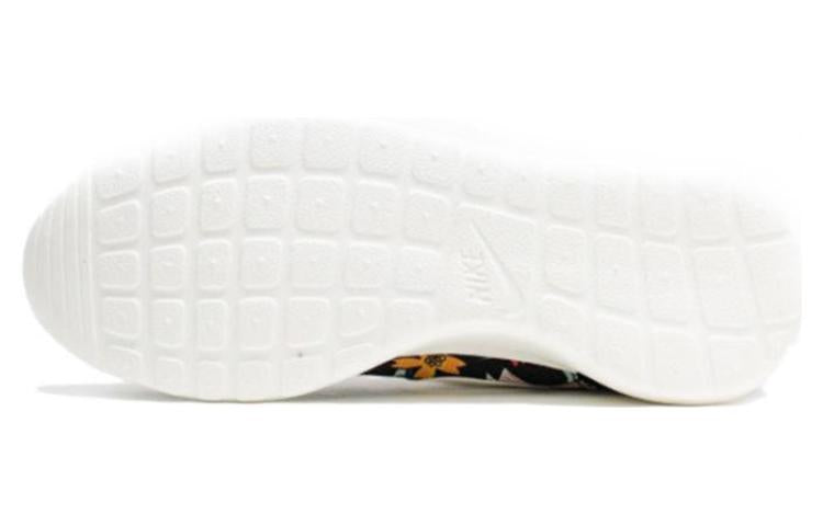 (WMNS) Nike Roshe Run Print 'Aloha' 599432-090