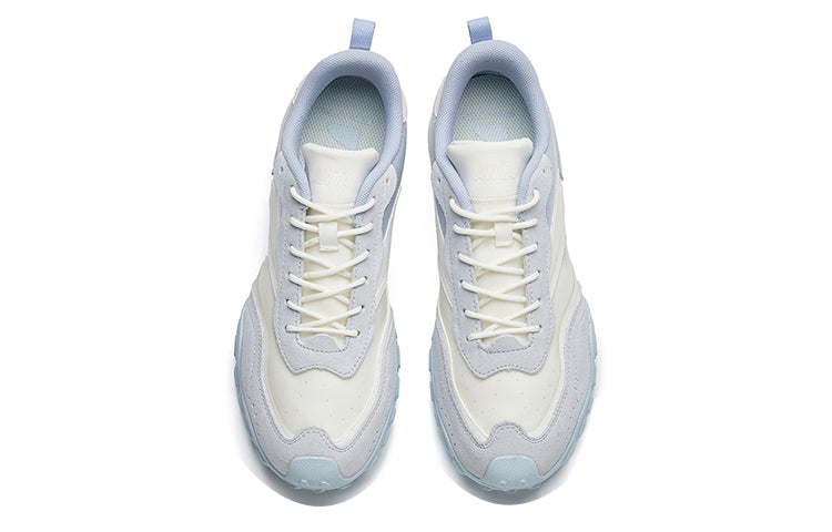 (WMNS) ANTA Life Series Sneakers 'Blue' 122238856-4