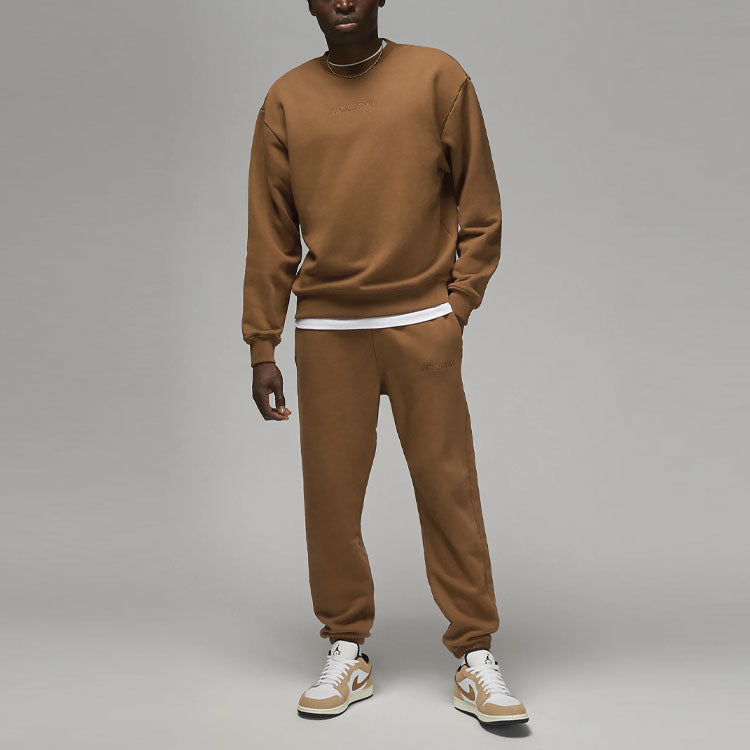 Air Jordan Wordmark Fleece Crew Sweat 'Light British Tan' FJ7788-281